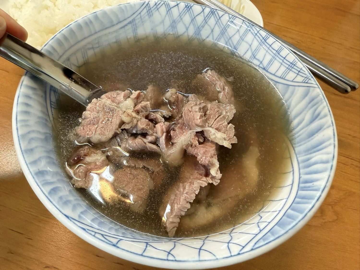 台南牛肉湯 善化牛肉湯 不用跟著排隊的在地店.熟客怕只怕店家已售完!!